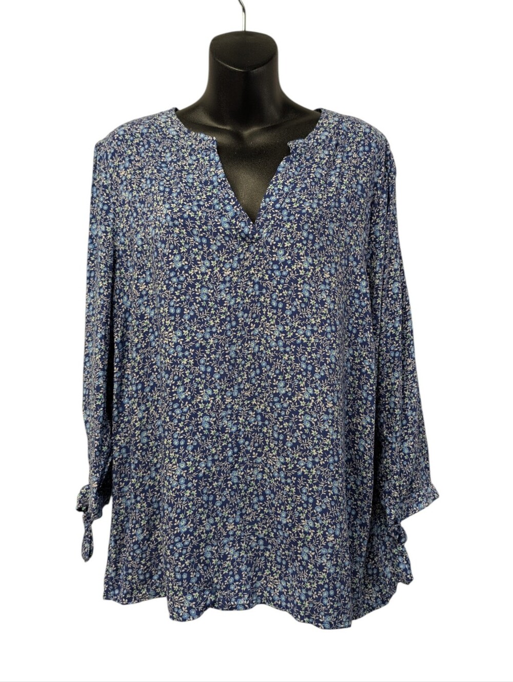 Rose & Thyme Blue Floral V-Neck Blouse XL Boho Tie 3/4 Sleeve 100% Rayon NWT